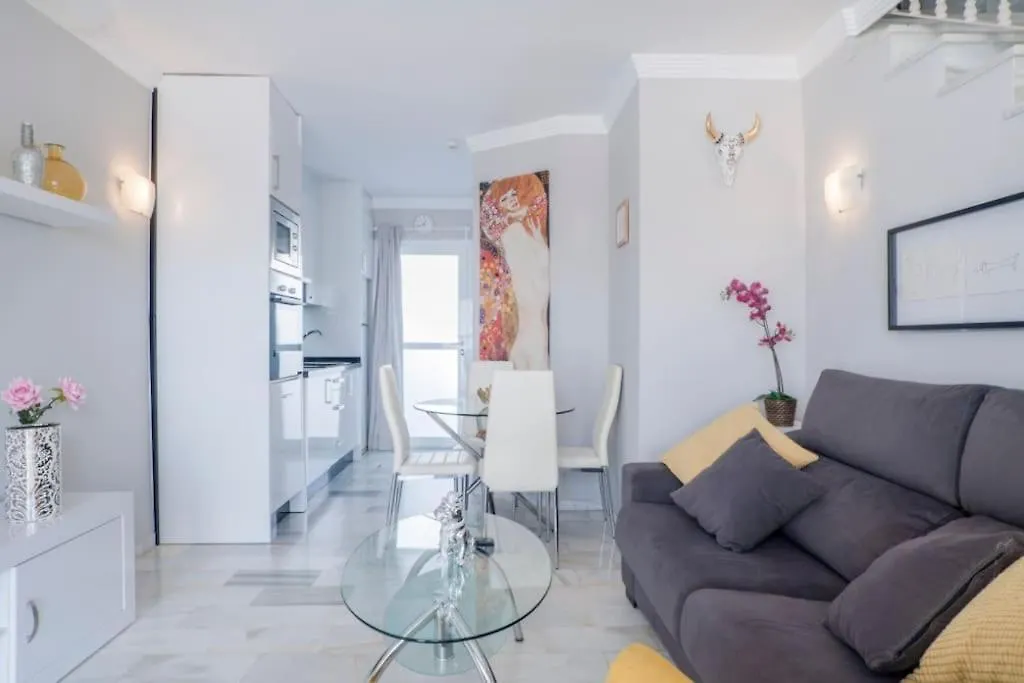 Casa Silvia Marbella- Plaza, Slonce, Spokoj I Golf Marbella